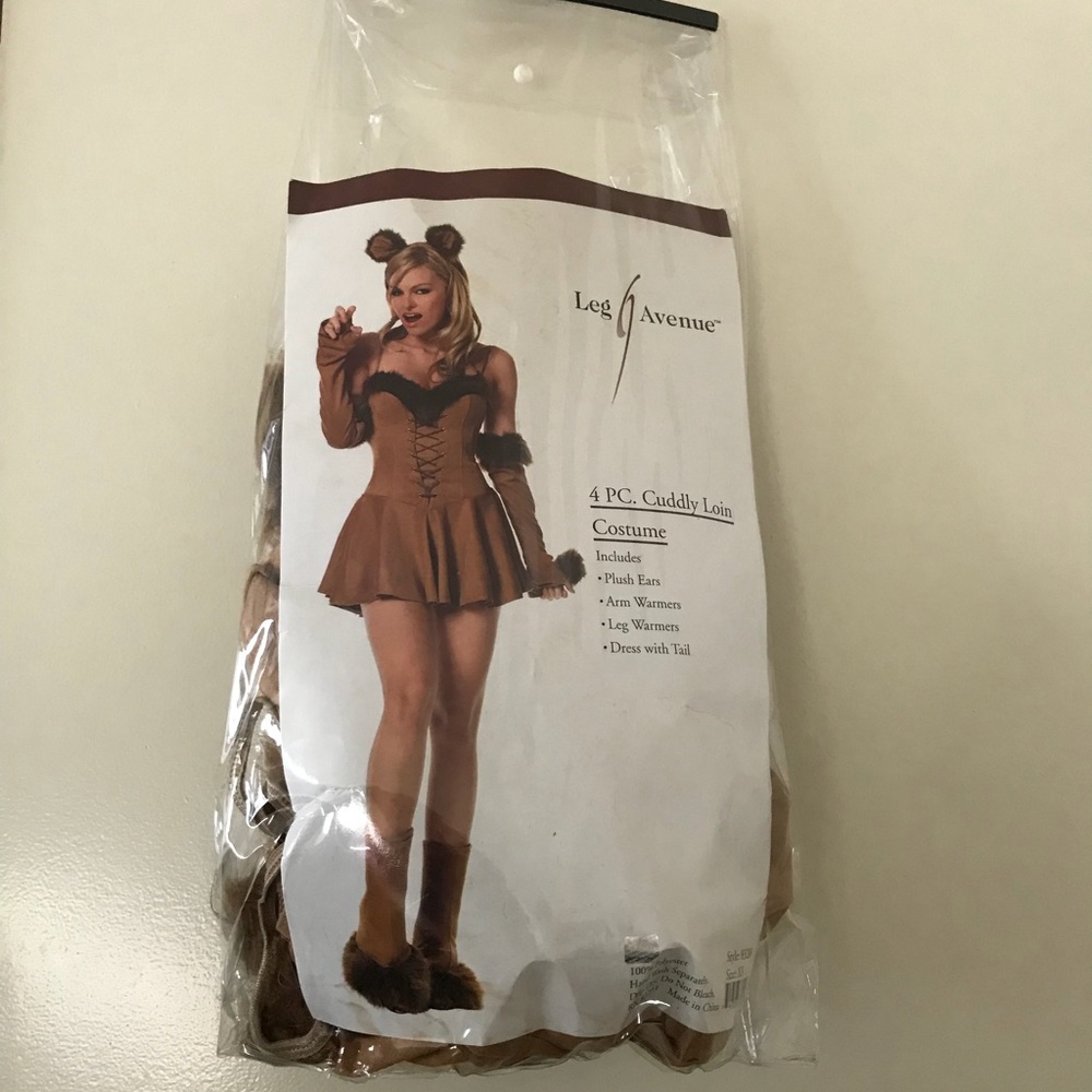 Leg avenue lion costume ca